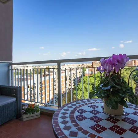 Гостевой дом Rogiual 4*